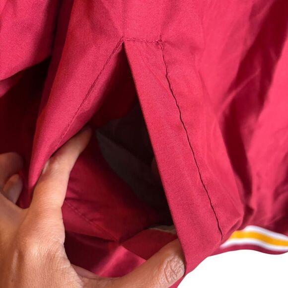 SOLD Vintage USC Trojans Men's Size XL Windbreaker Pullover Jacket V Neck - Picture 6 of 11